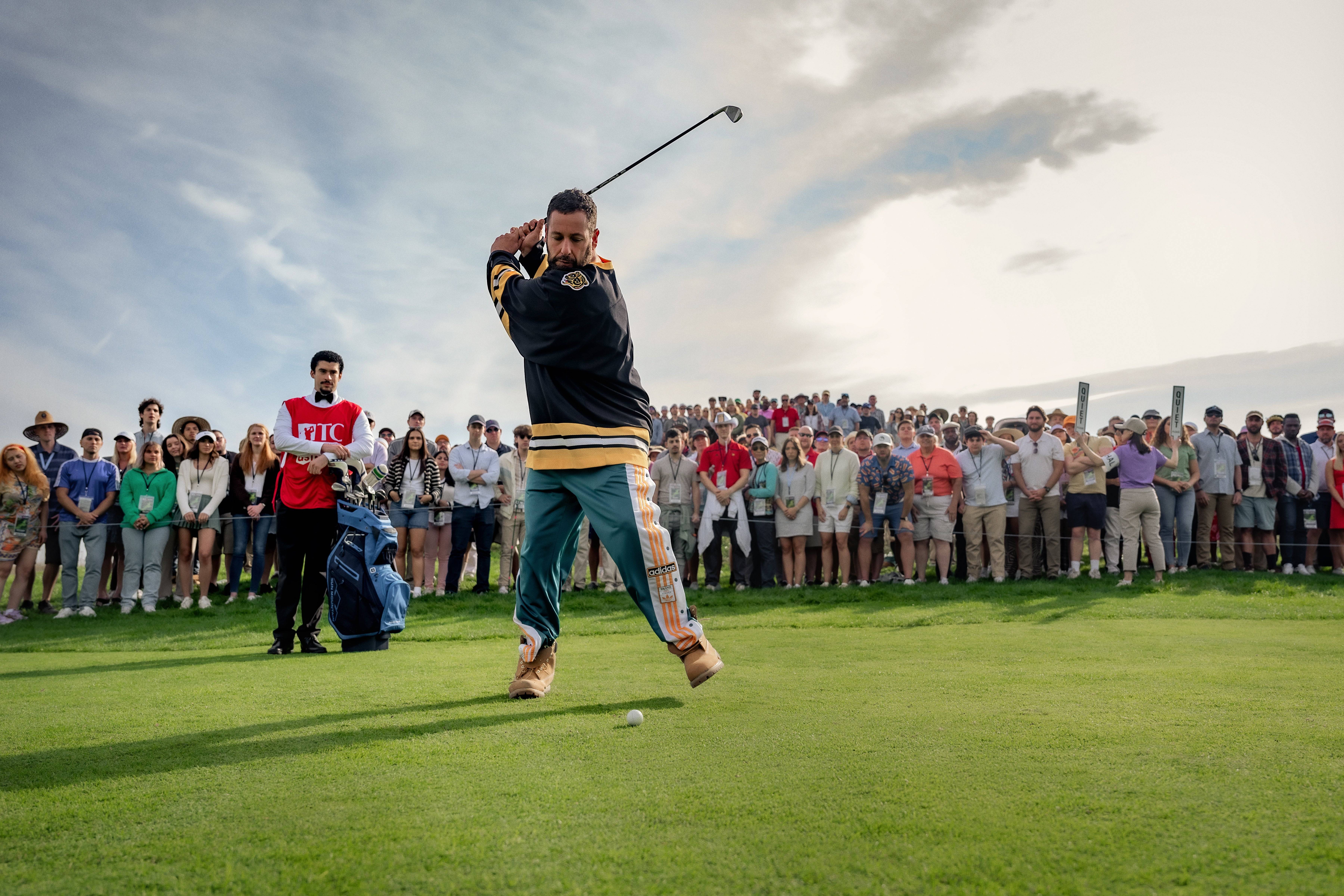 La première bande-annonce de Happy Gilmore 2 révèle le retour d'Adam Sandler, Julie Bowen et Ben Stiller