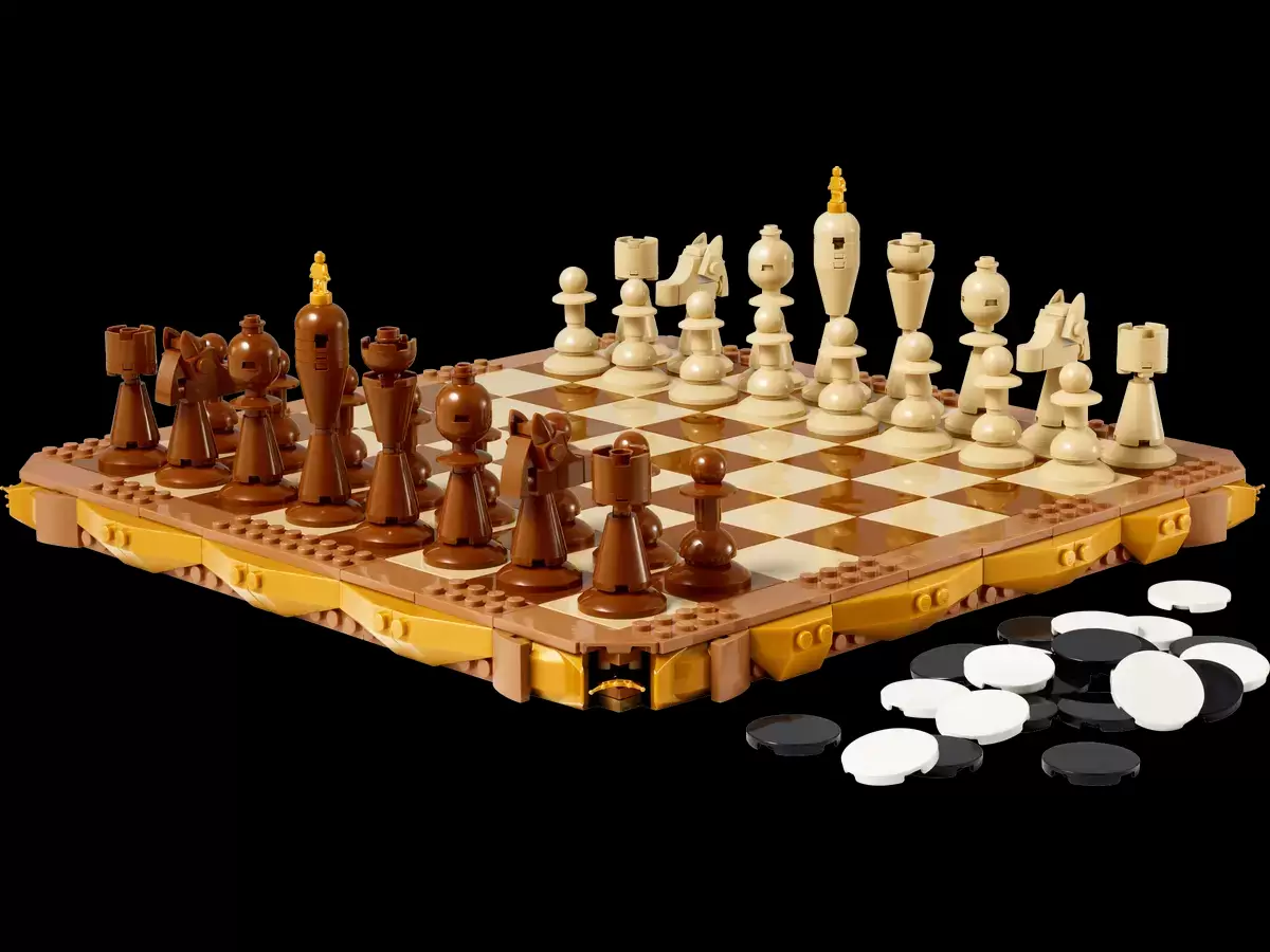 Traditional Chess Set