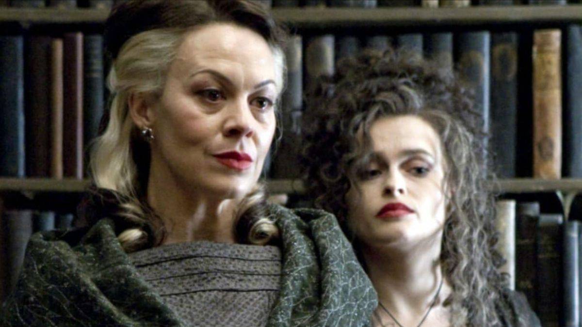 海伦·麦克罗里（Helen McCrory）饰演哈利·波特（Harry Potter）和半血王子